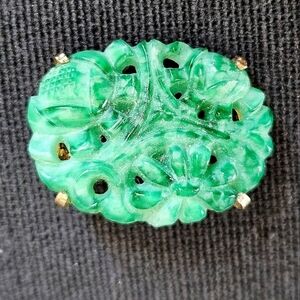 Vintage Pressed Green Peking Glass Brooch by Marvella -Signed • Faux Carved